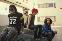     My Chemical Romance - The Light Behind Your Eyes