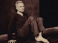     Sting - Mad about you